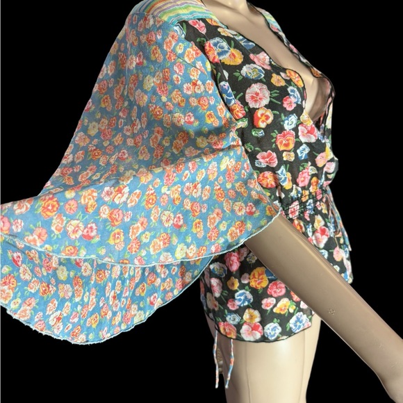 Vintage Flared Bell Sleeve Crop Wrap Top Boho Summer Size M Floral Beach 60s - Picture 5 of 11